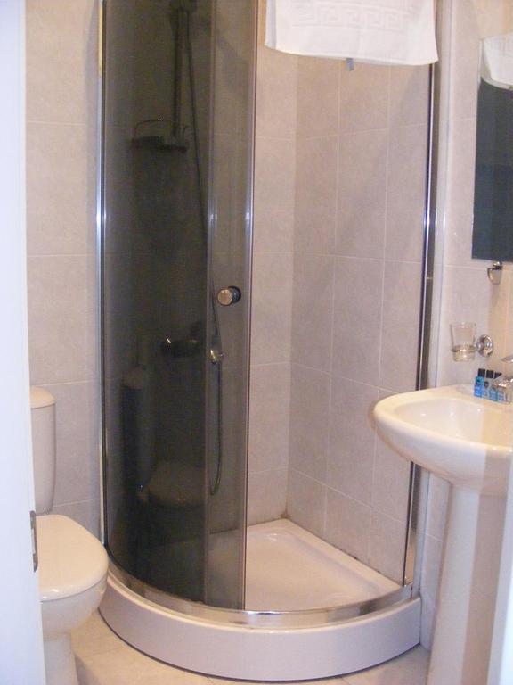 Rcheuli Hotel Batumi Bilik gambar